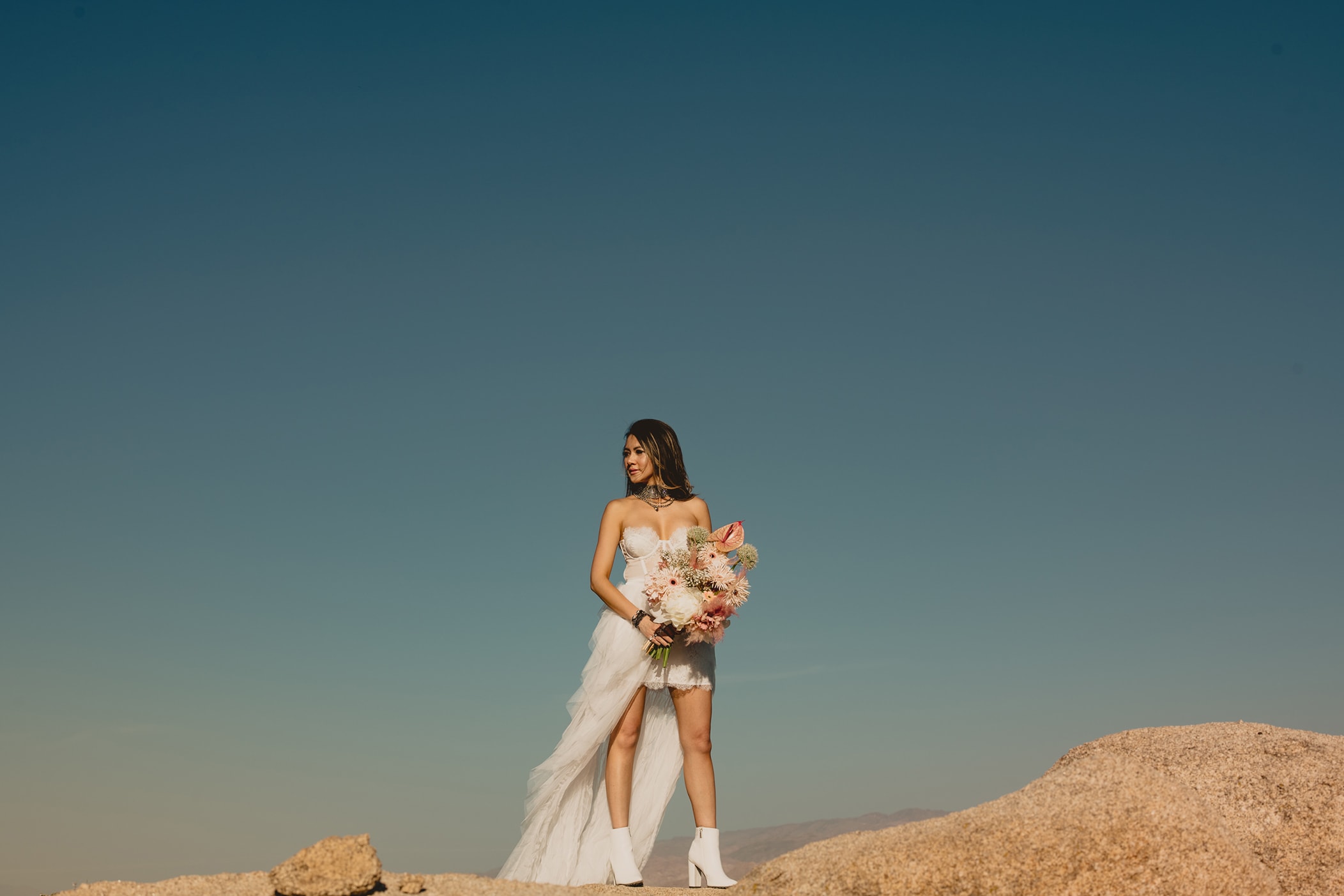 11 bride in the desert
