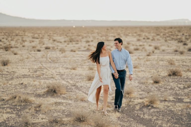 Desert Engagement Photos | Erin + Grant
