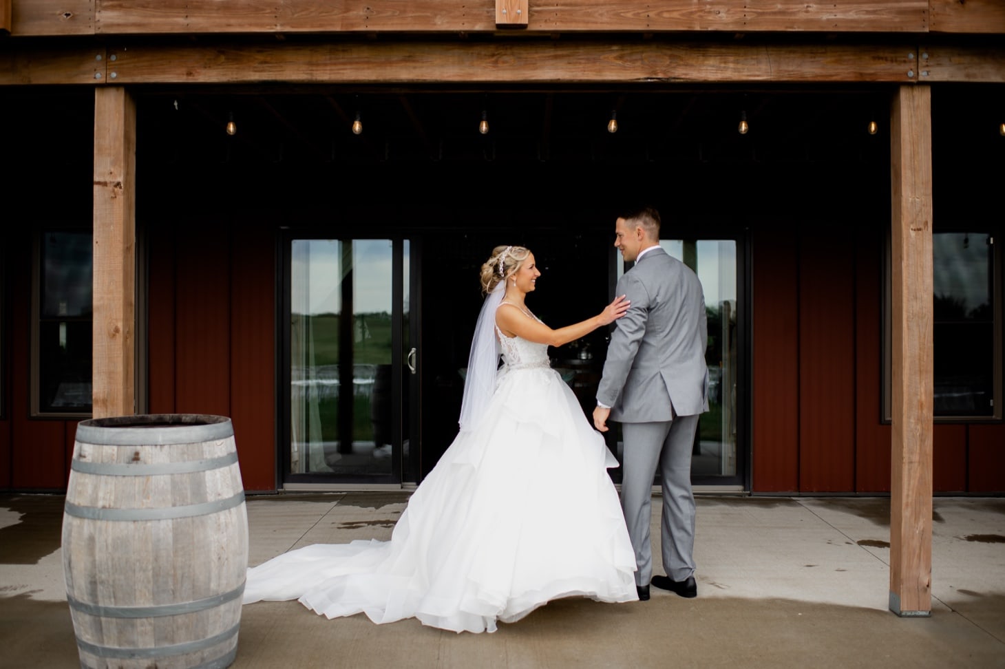 25 first look moments at carper Winery