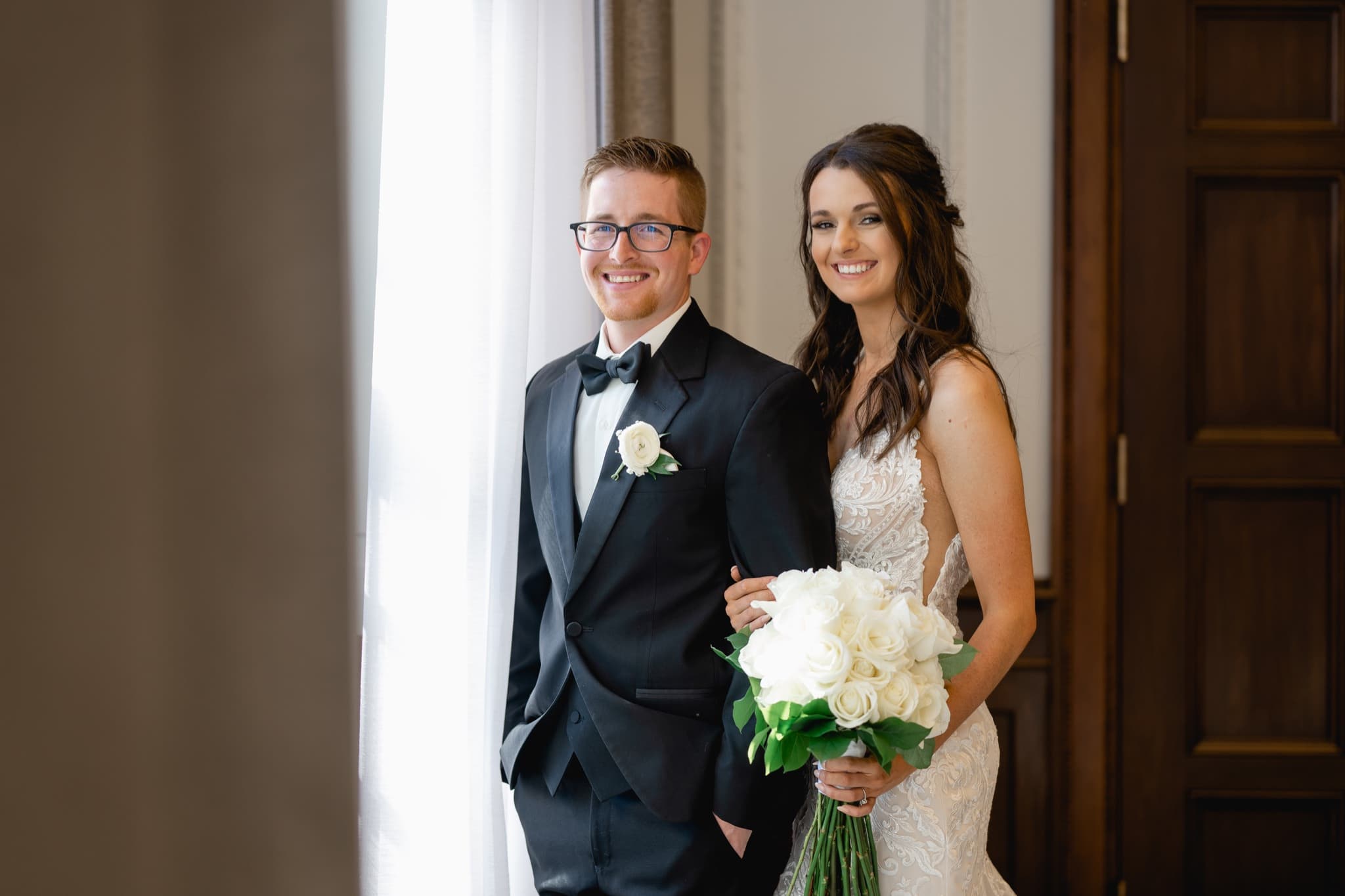 bride and groom portraits in des moines iowa