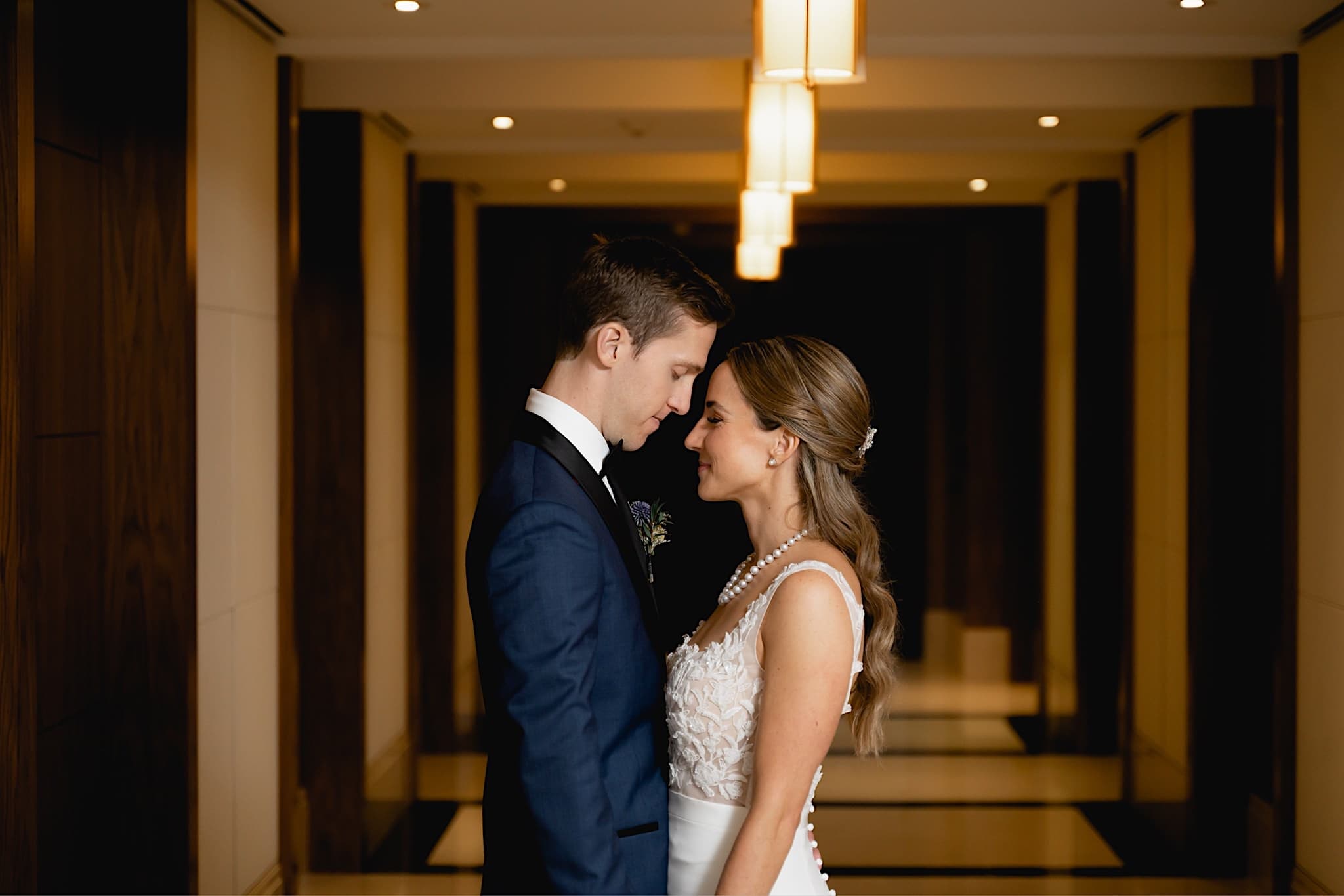 the Langham Chicago bride and groom photos