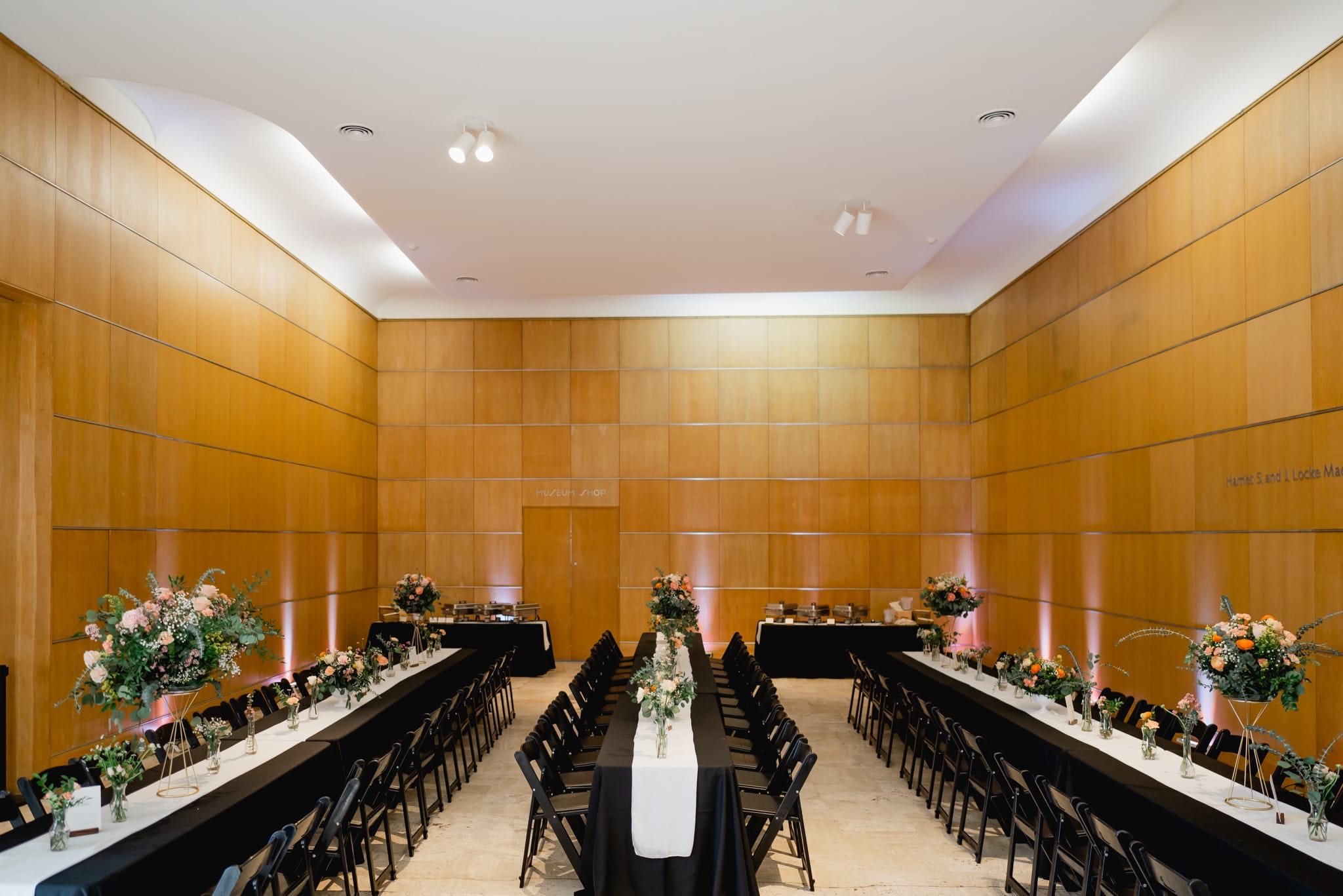 des moines art center wedding reception detail photos