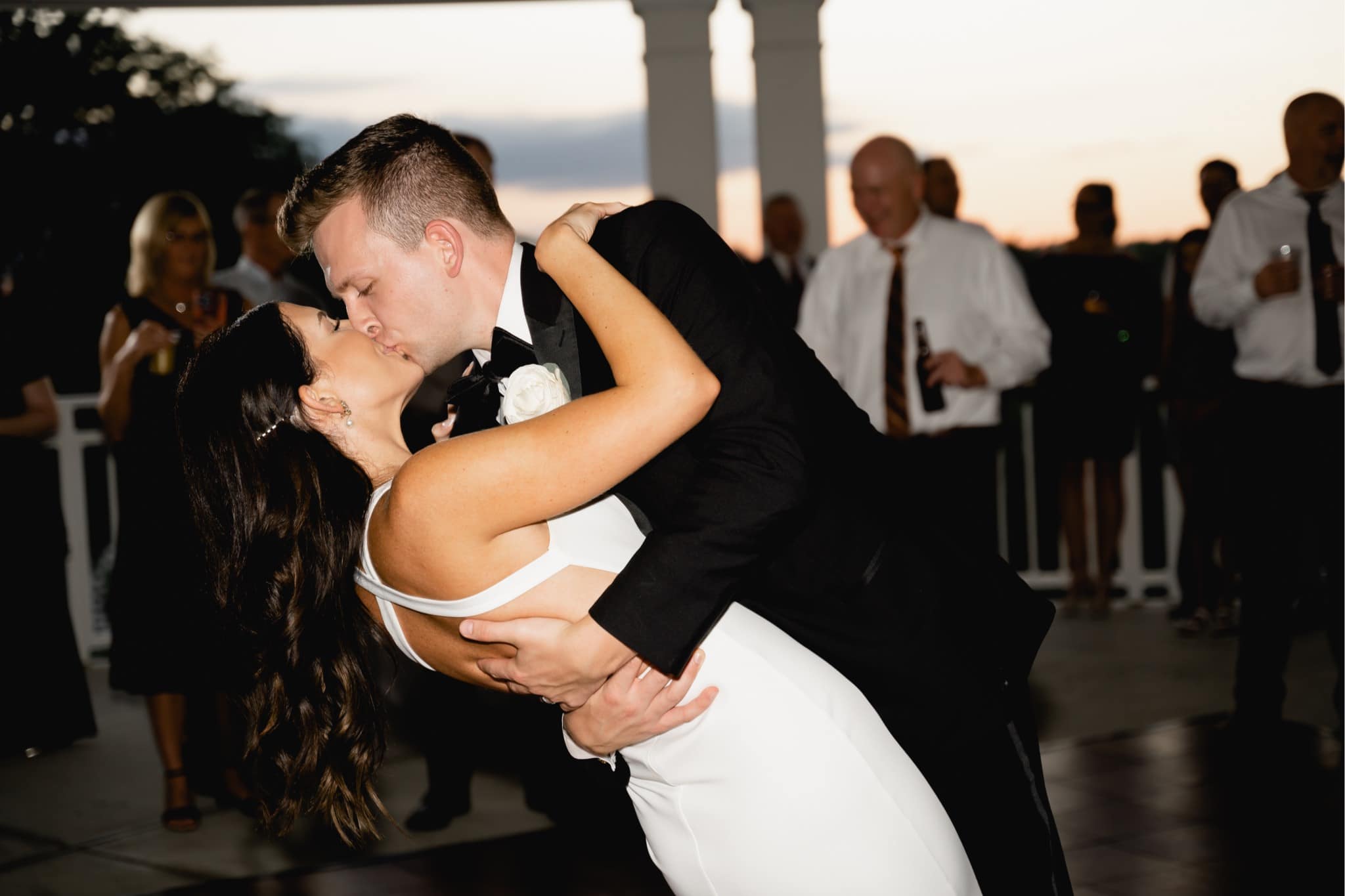 bride and groom first dance at glen oaks country club